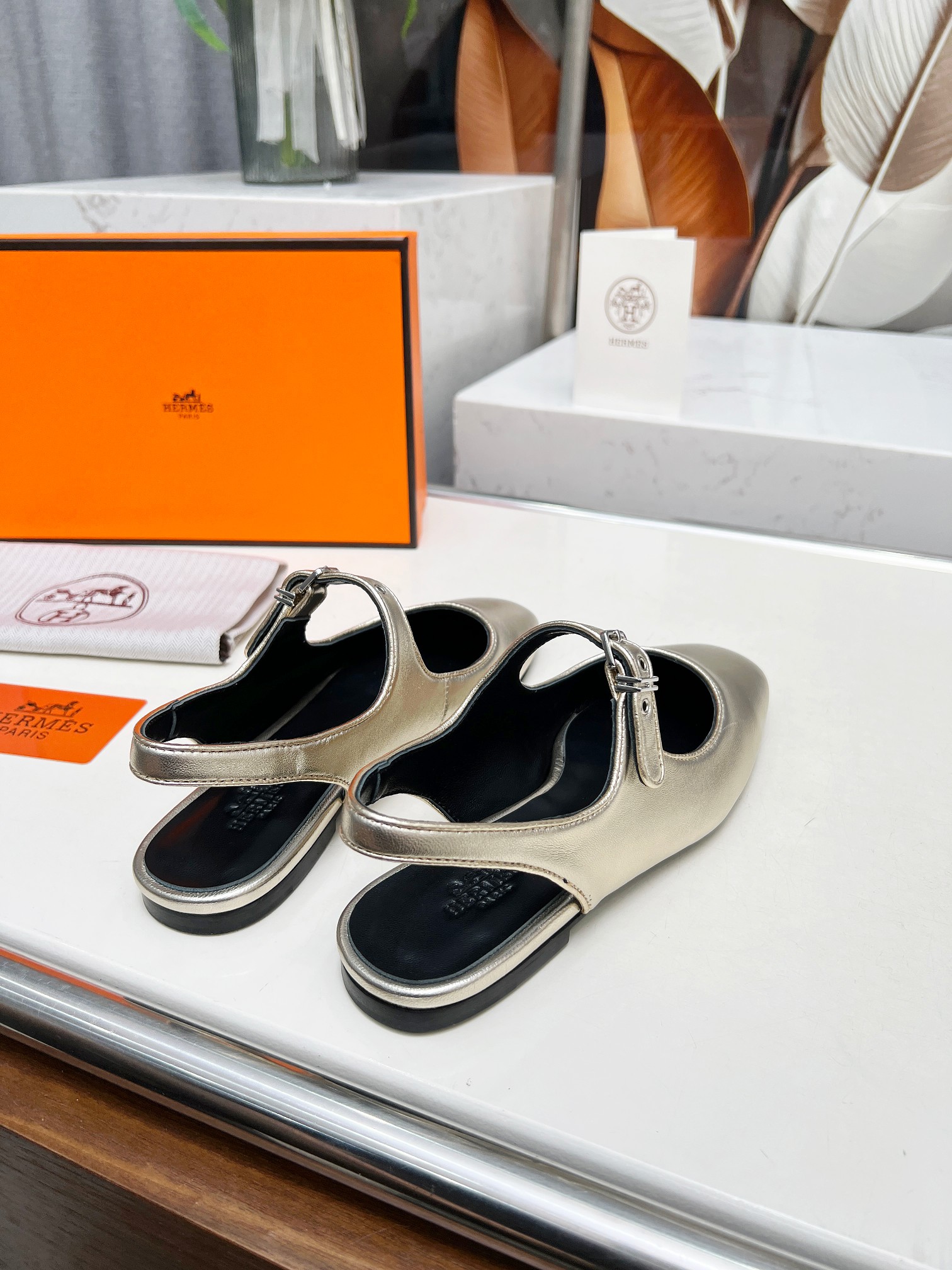 HERMES 00559