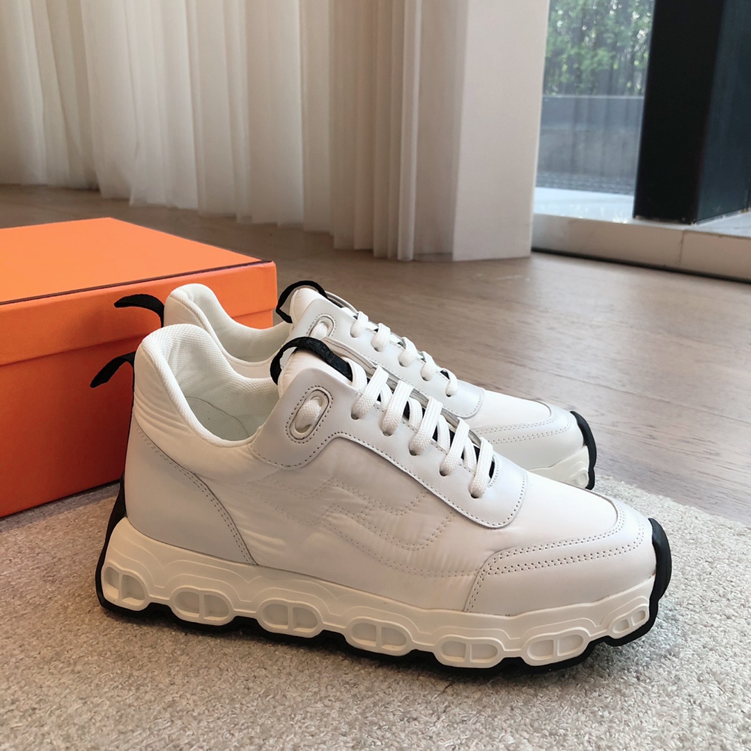 HERMES 00559