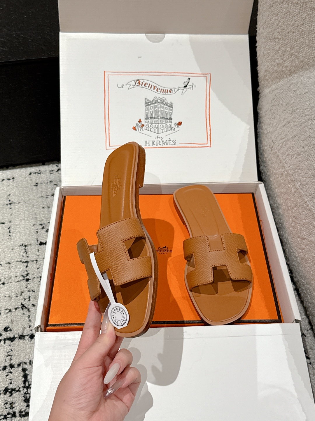 HERMES 00569 HERMES 00569