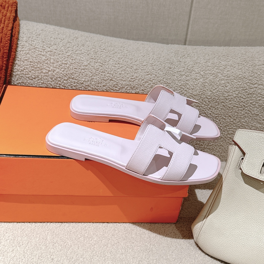 HERMES 00569 HERMES 00569