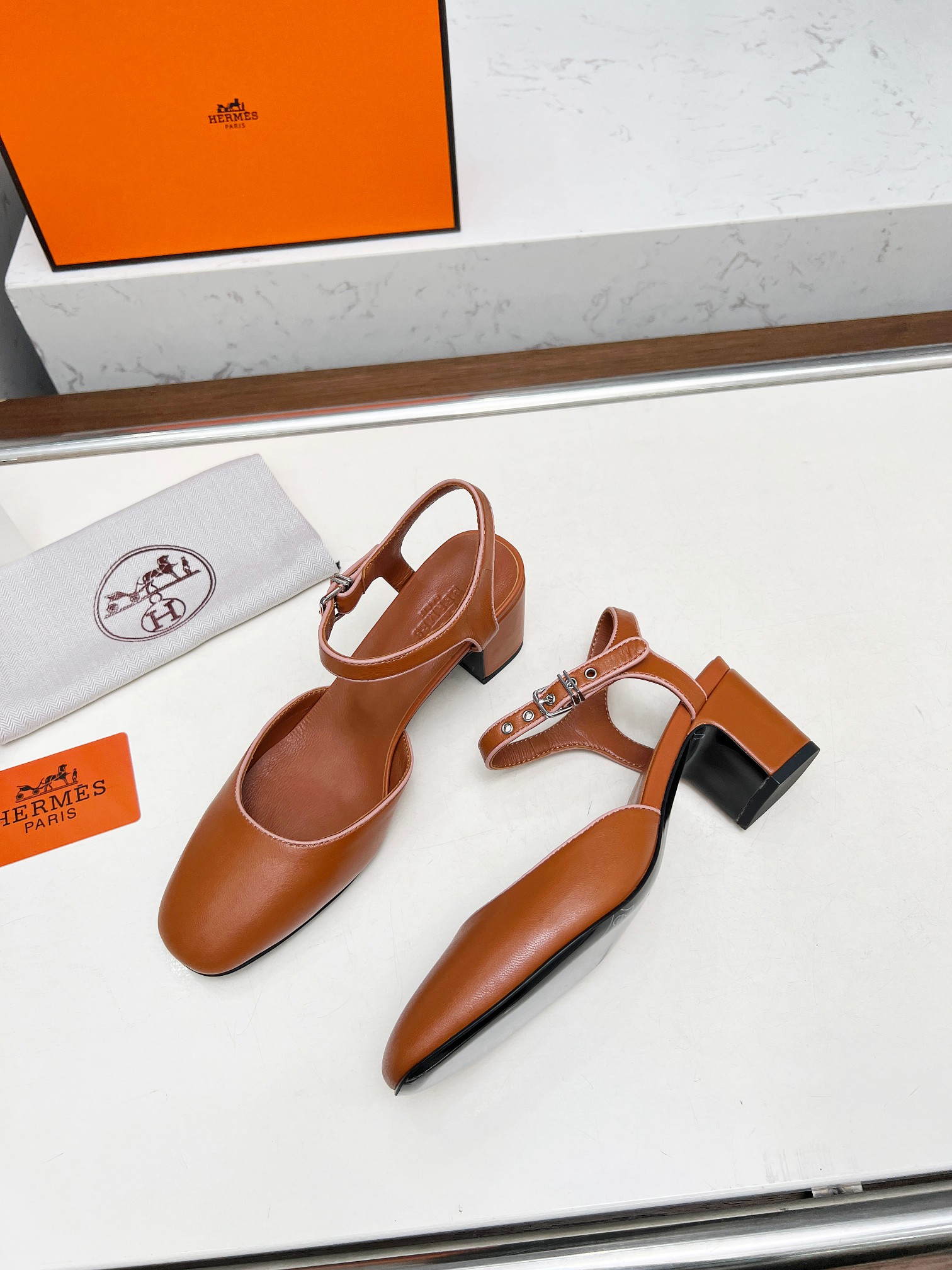 HERMES 00578