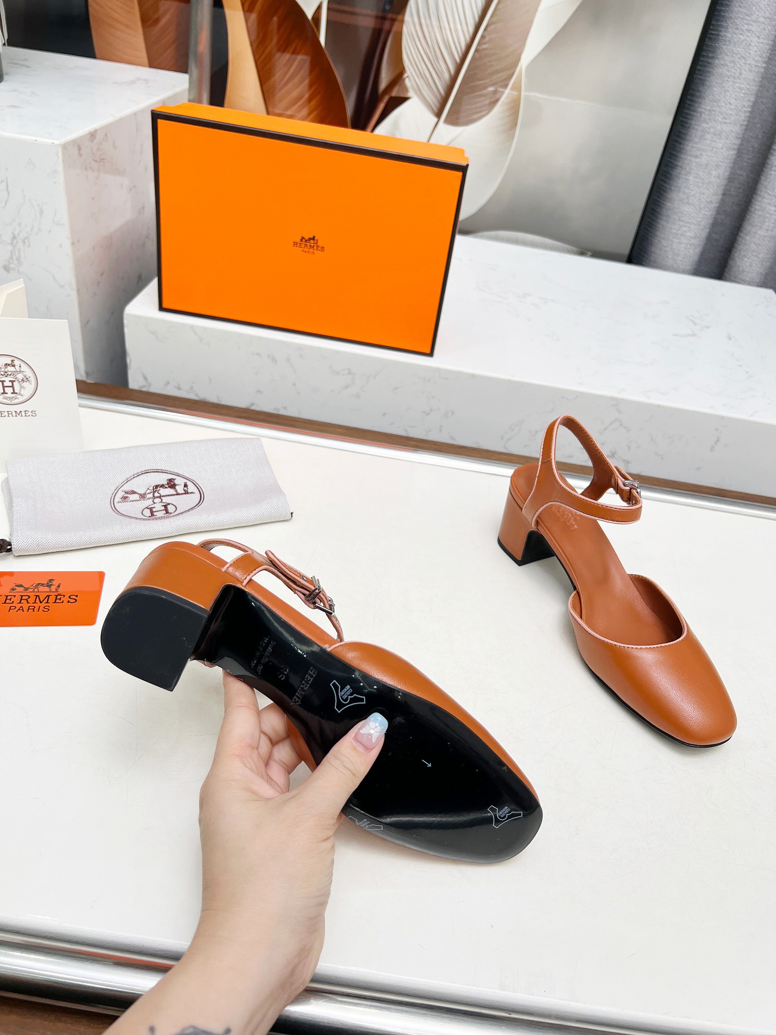 HERMES 00578