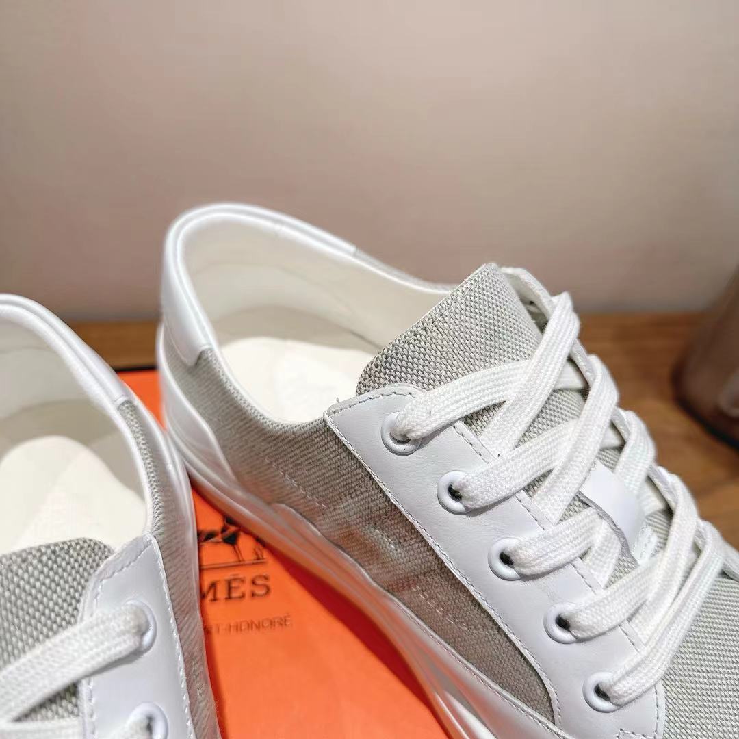 HERMES 00579 HERMES 00579