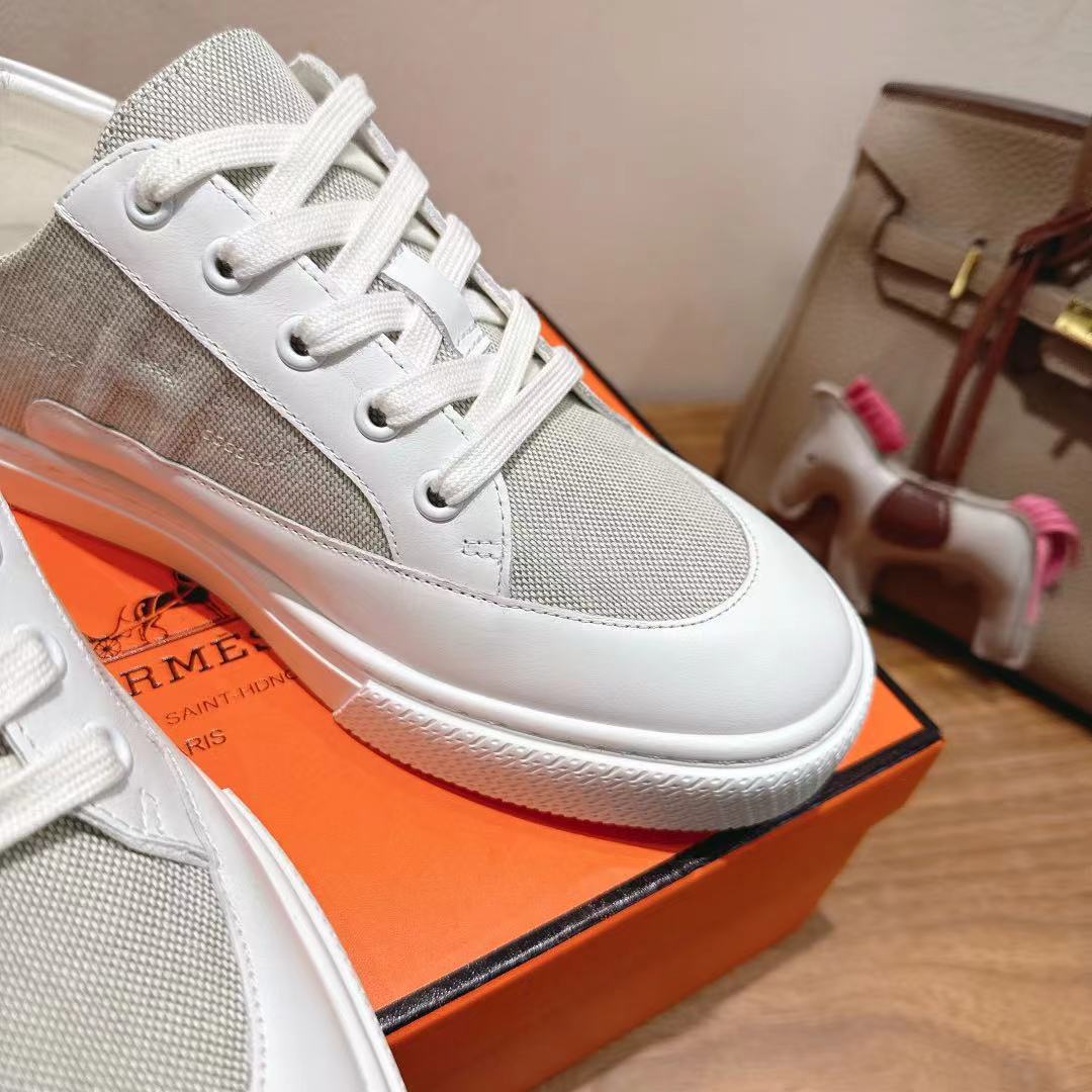 HERMES 00579 HERMES 00579