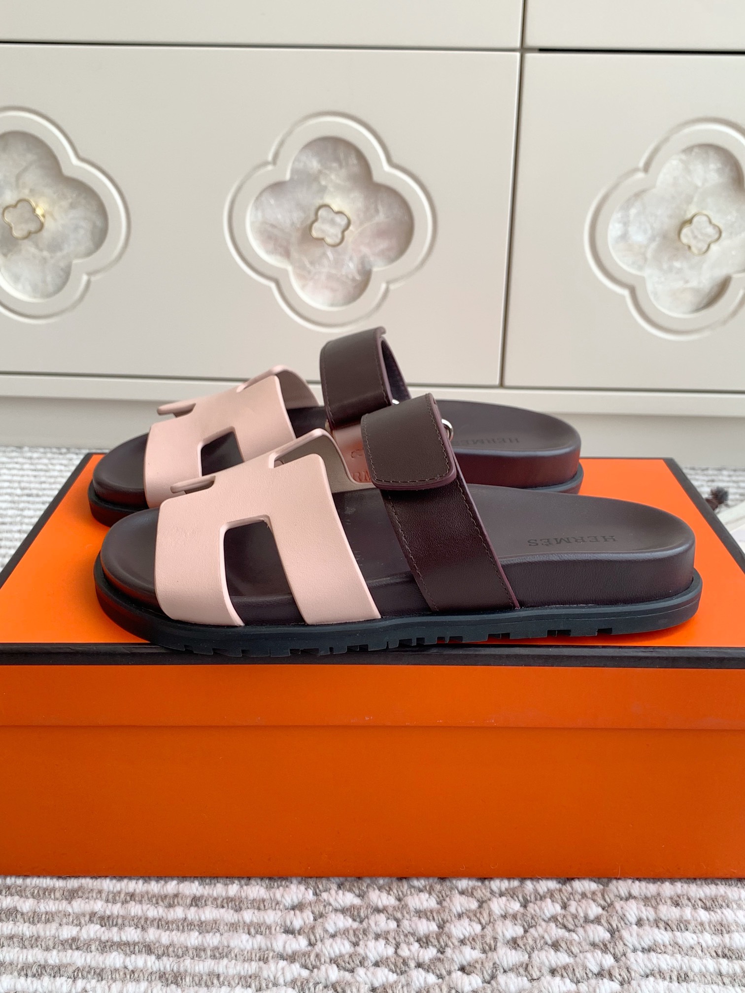 HERMES 00589