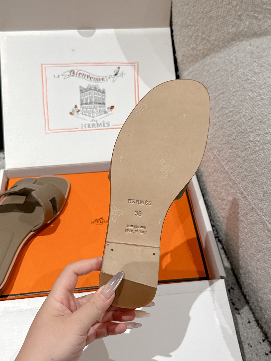 Hermès Oran H Sandals – Etoupe Epsom Leather