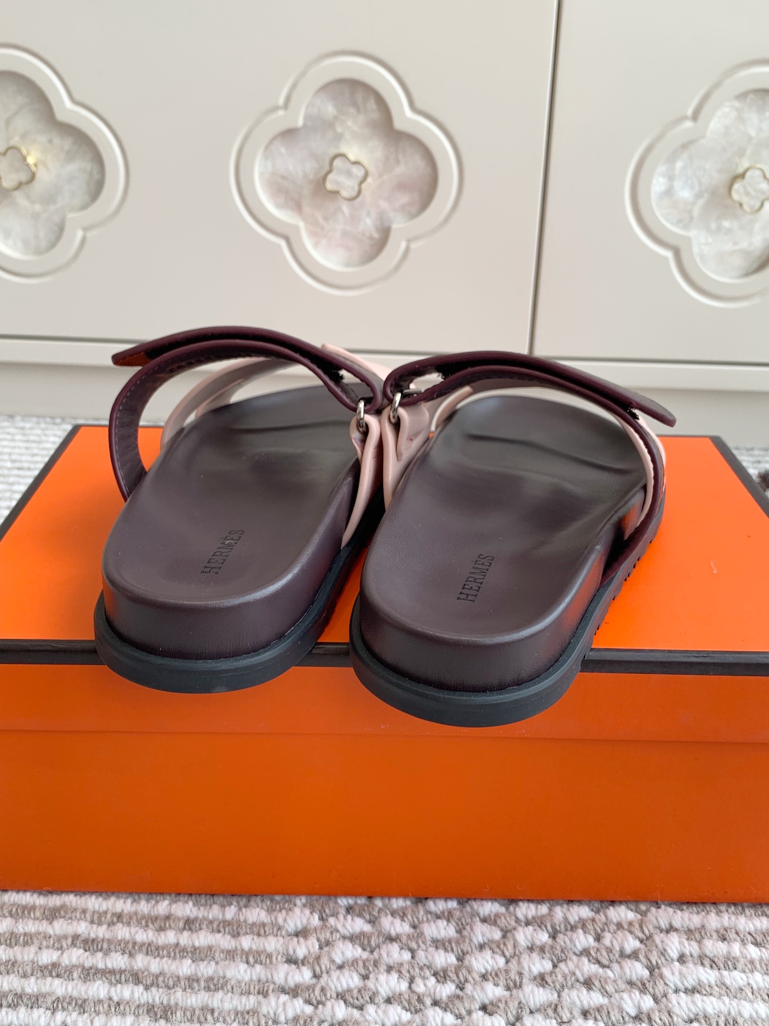 HERMES 00589