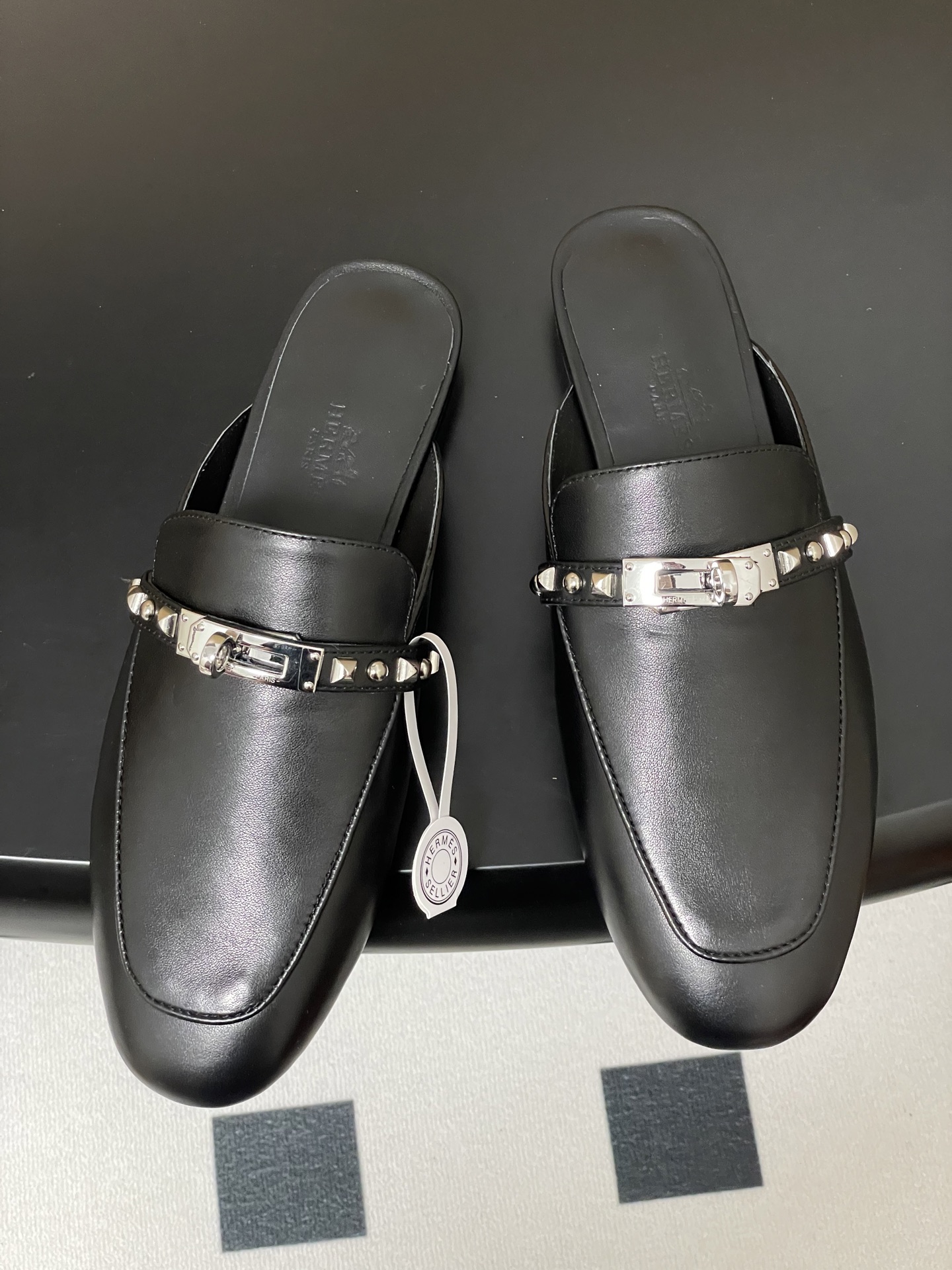 HERMES 00599 HERMES 00599