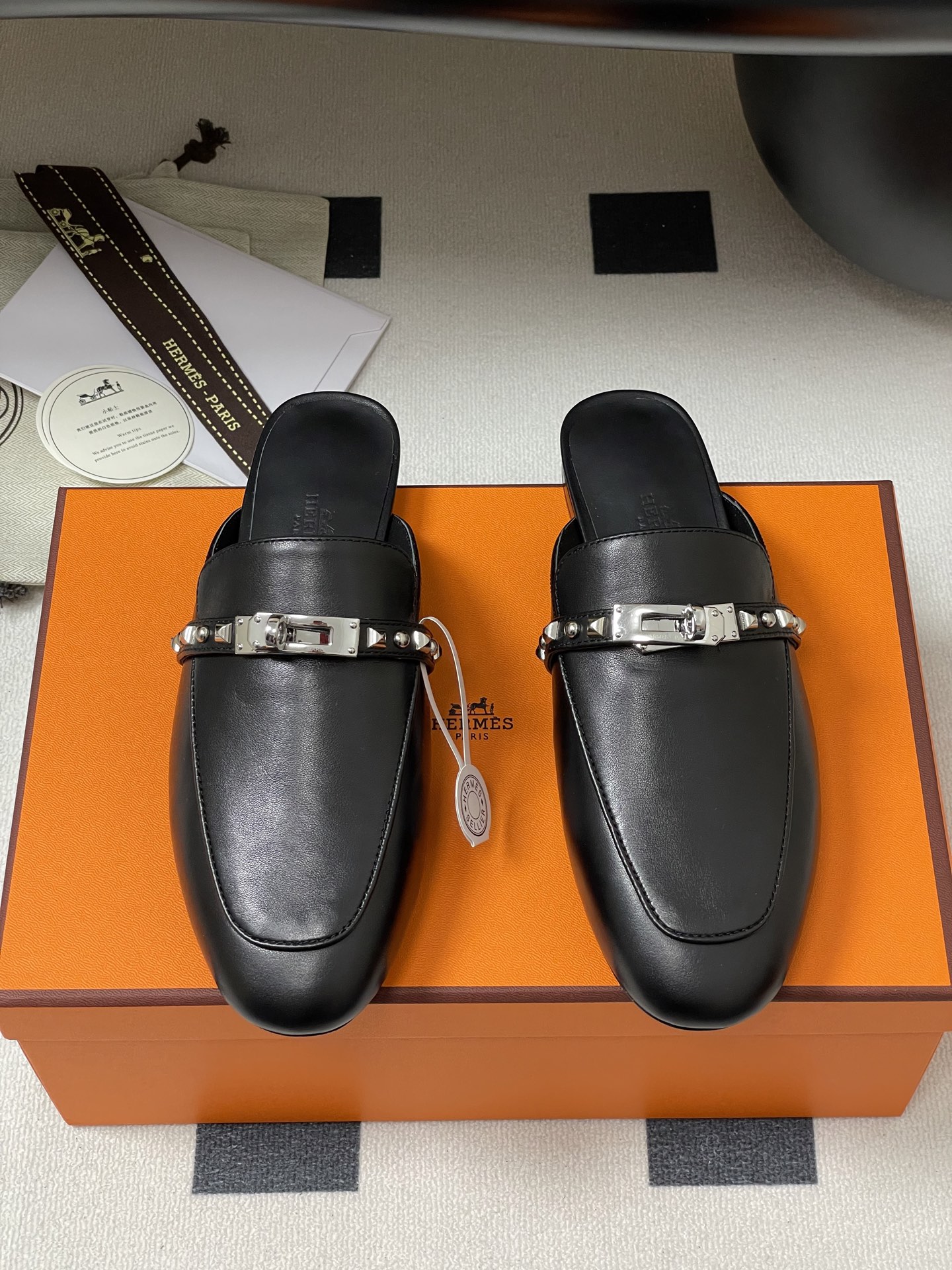 HERMES 00599 HERMES 00599