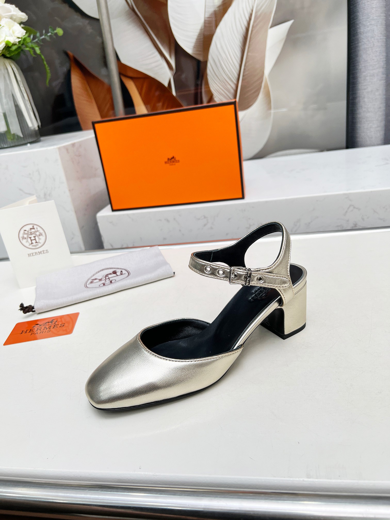 HERMES 00599 HERMES 00599