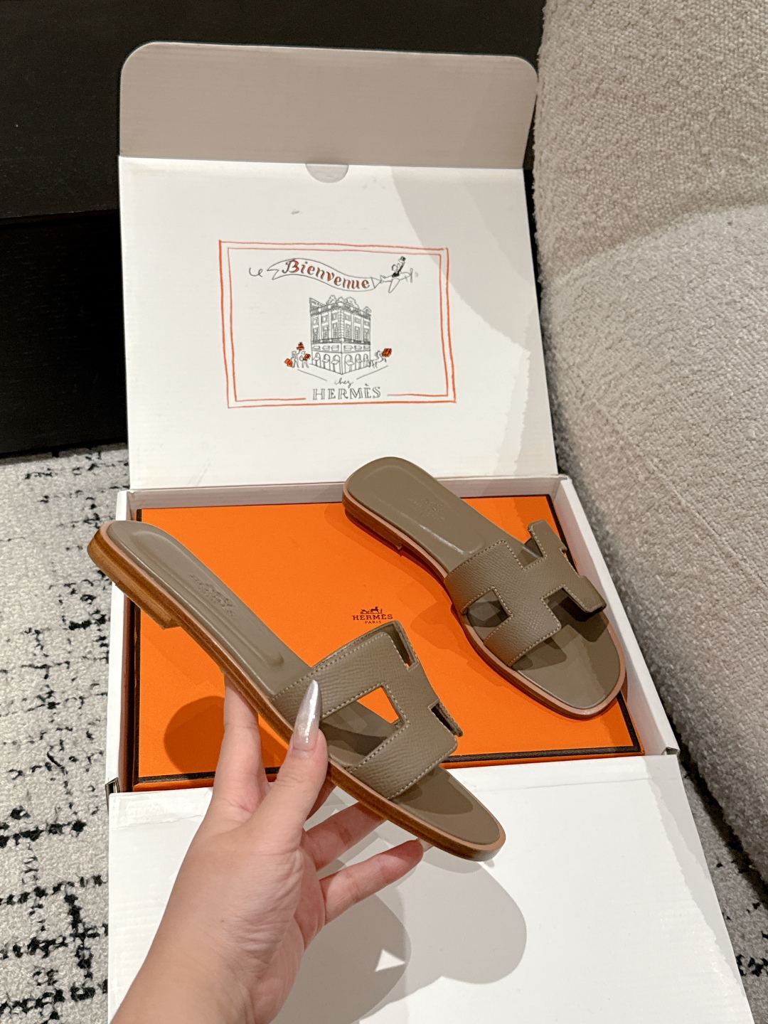 HERMES  00599