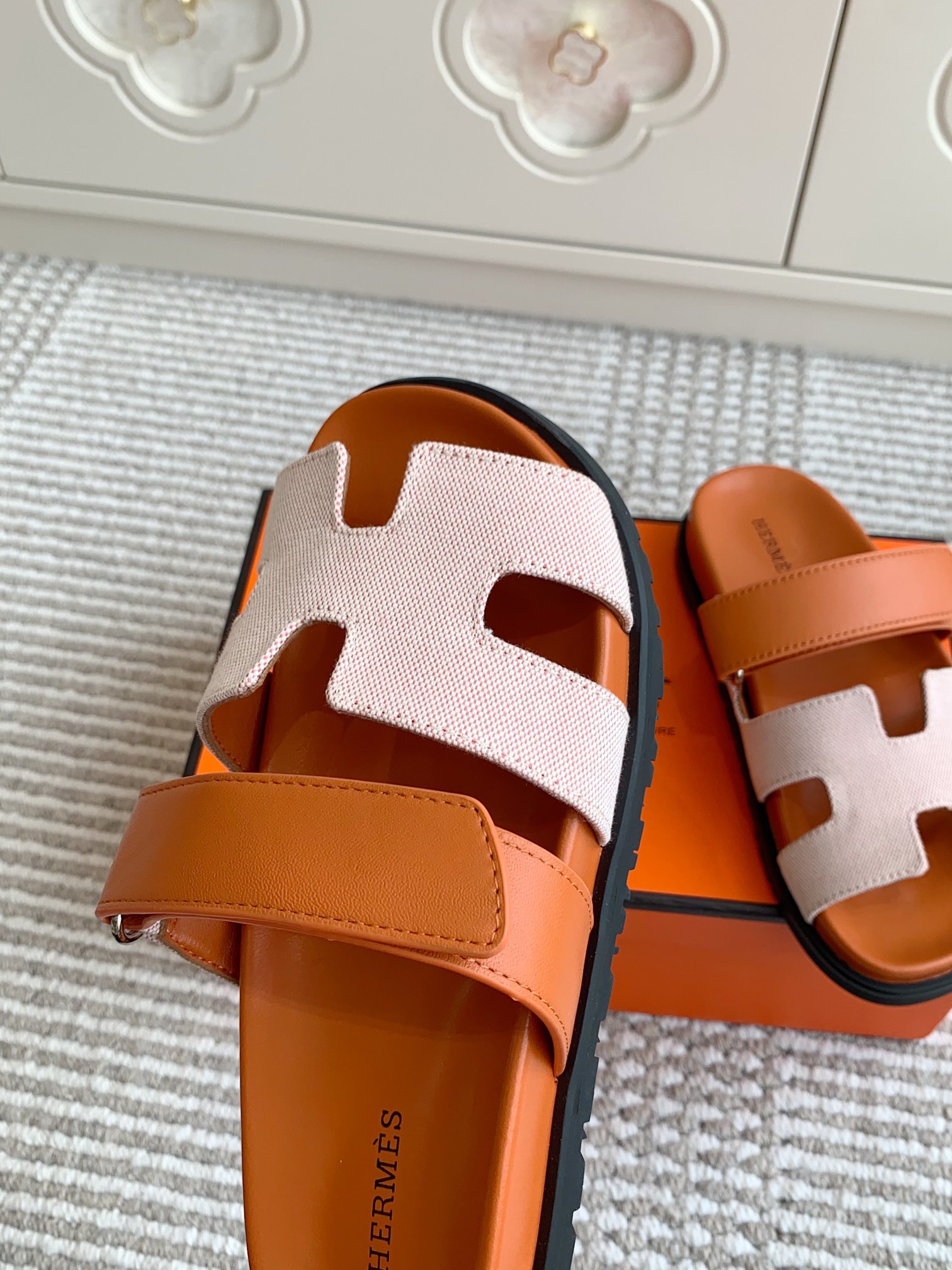 HERMES 00599