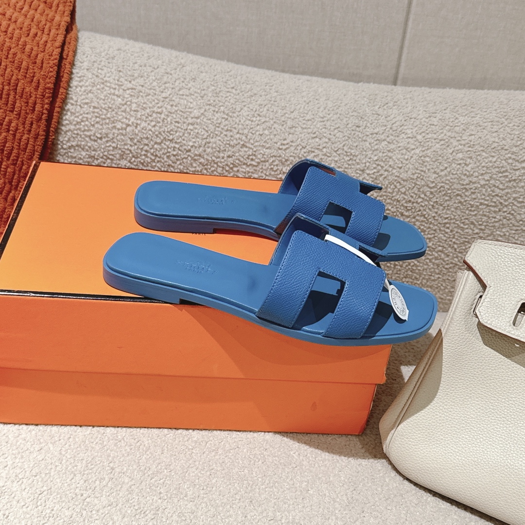 HERMES 00599 HERMES 00599