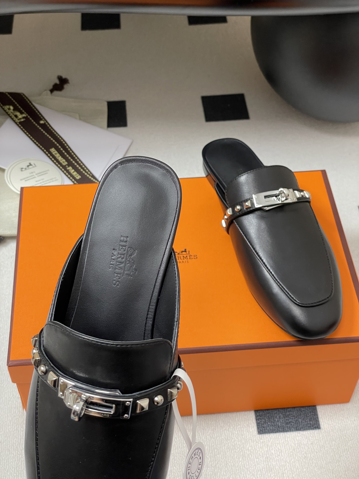 HERMES 00599 HERMES 00599