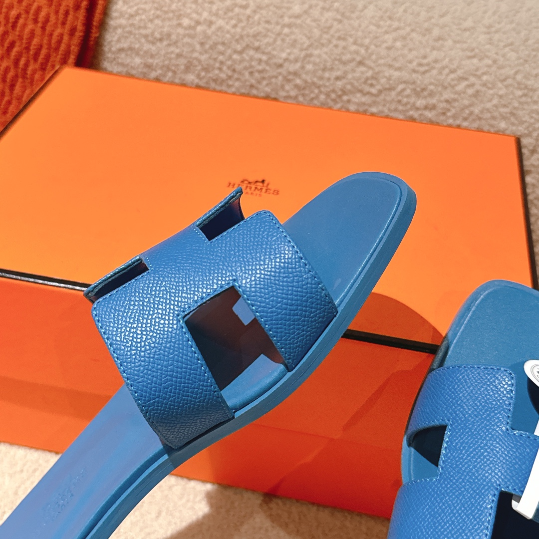 HERMES 00599 HERMES 00599