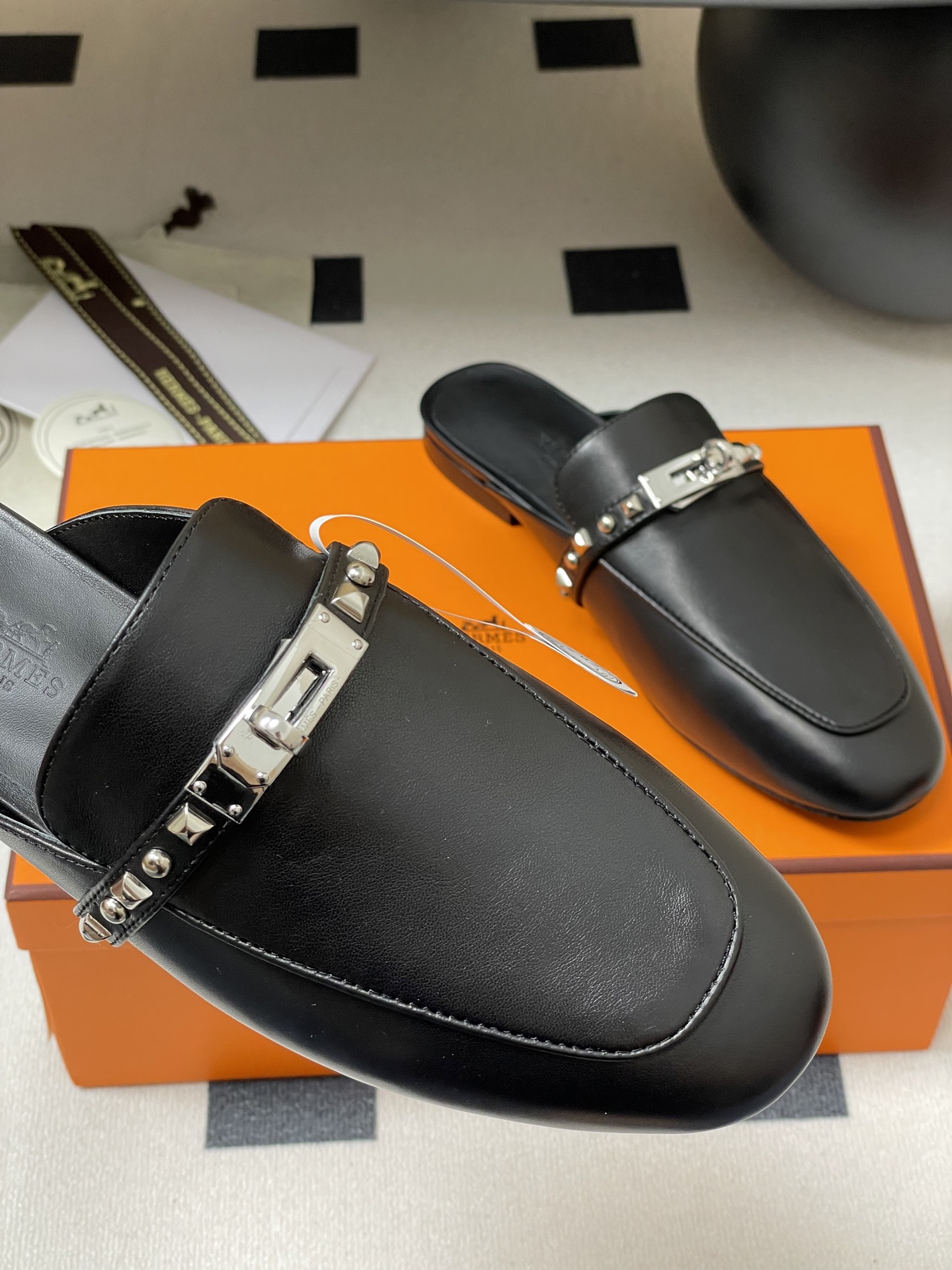 HERMES 00599 HERMES 00599