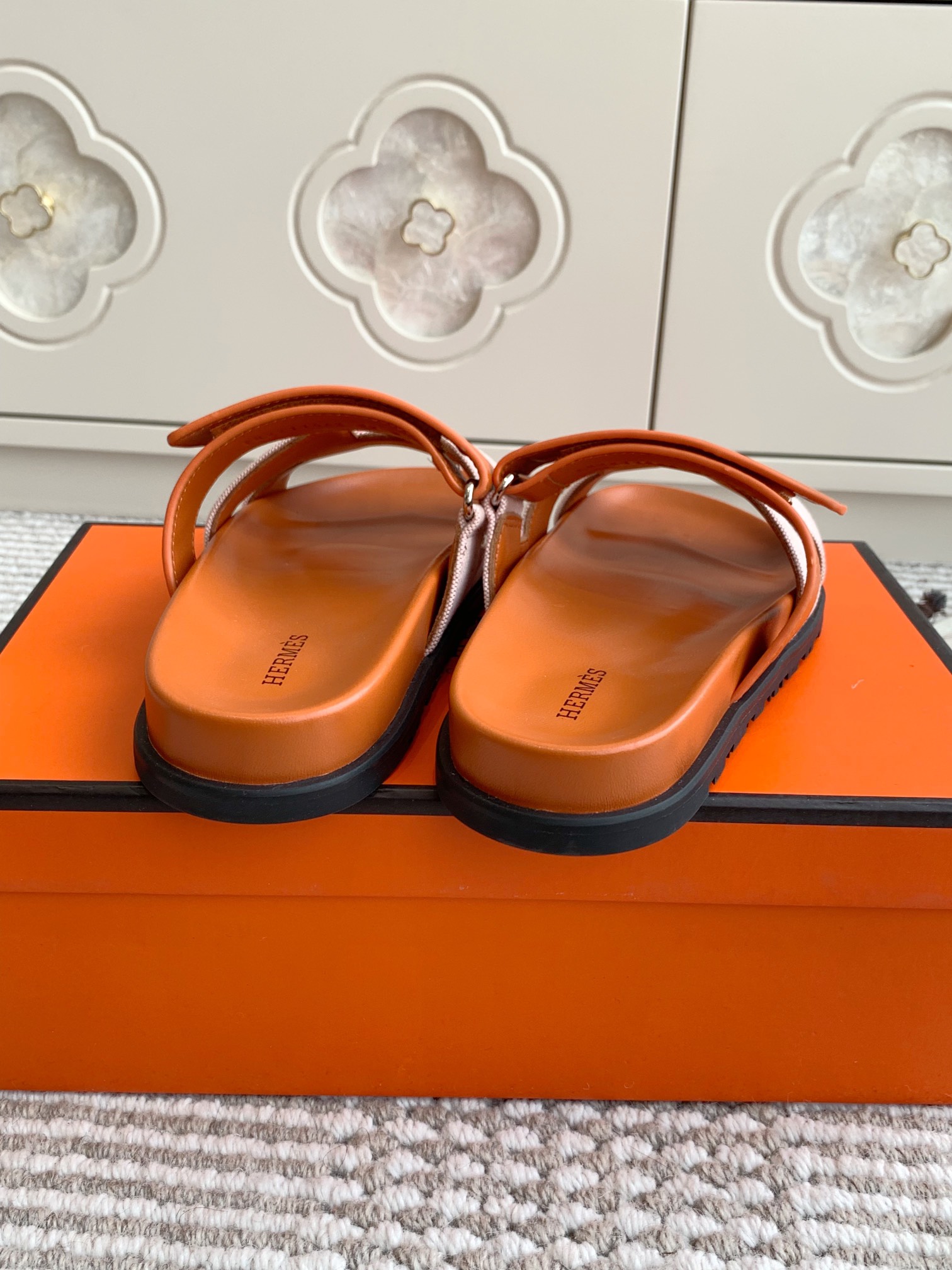 HERMES 00599