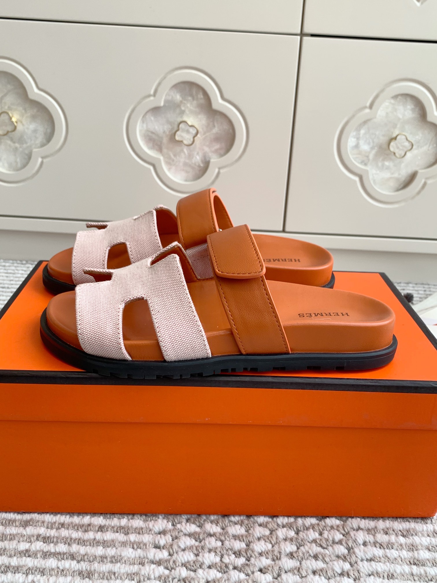 HERMES 00599