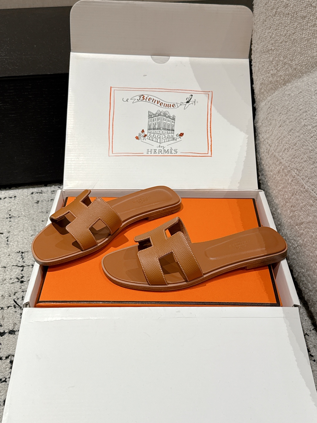 HERMES 00609 HERMES 00609