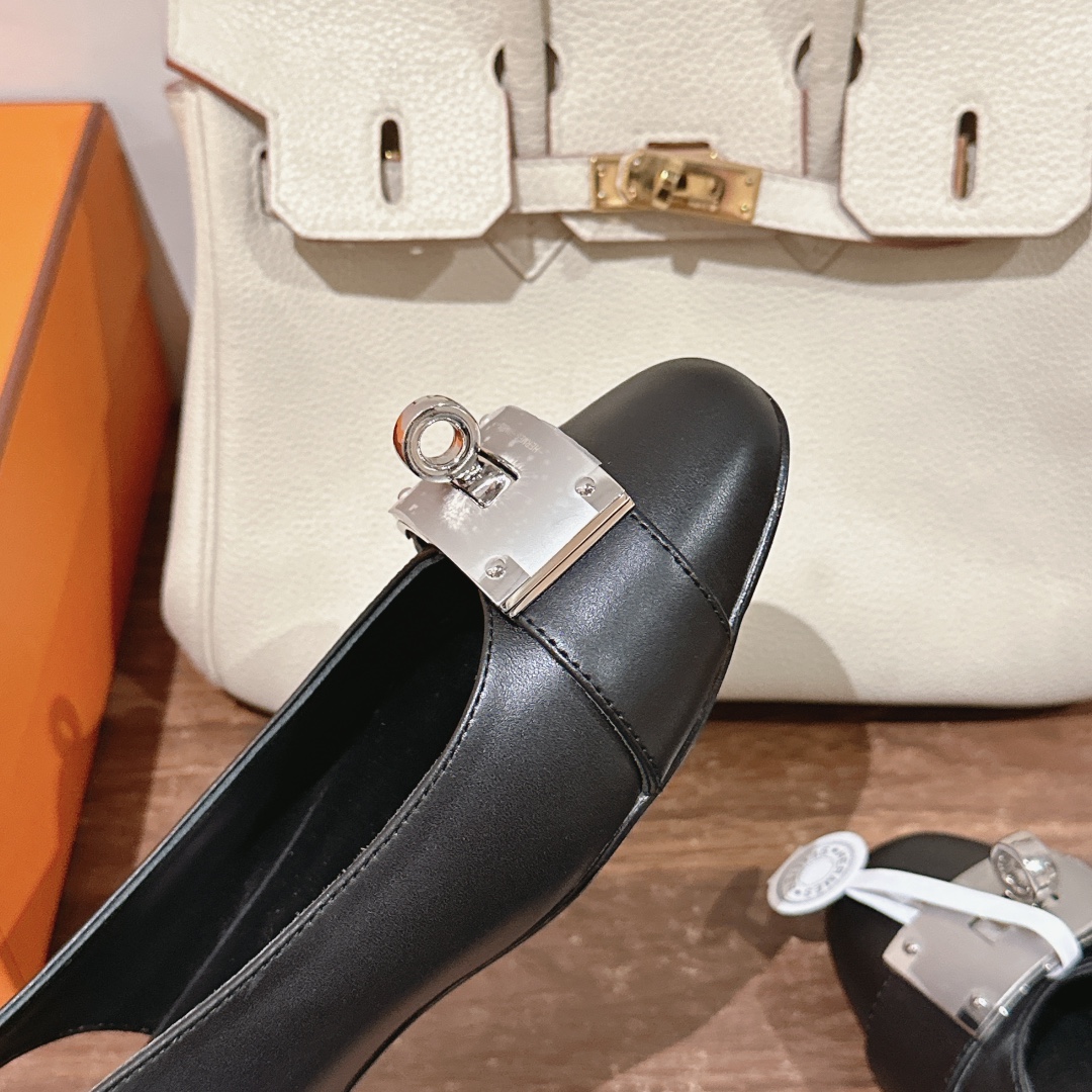 HERMES 00609 HERMES 00609