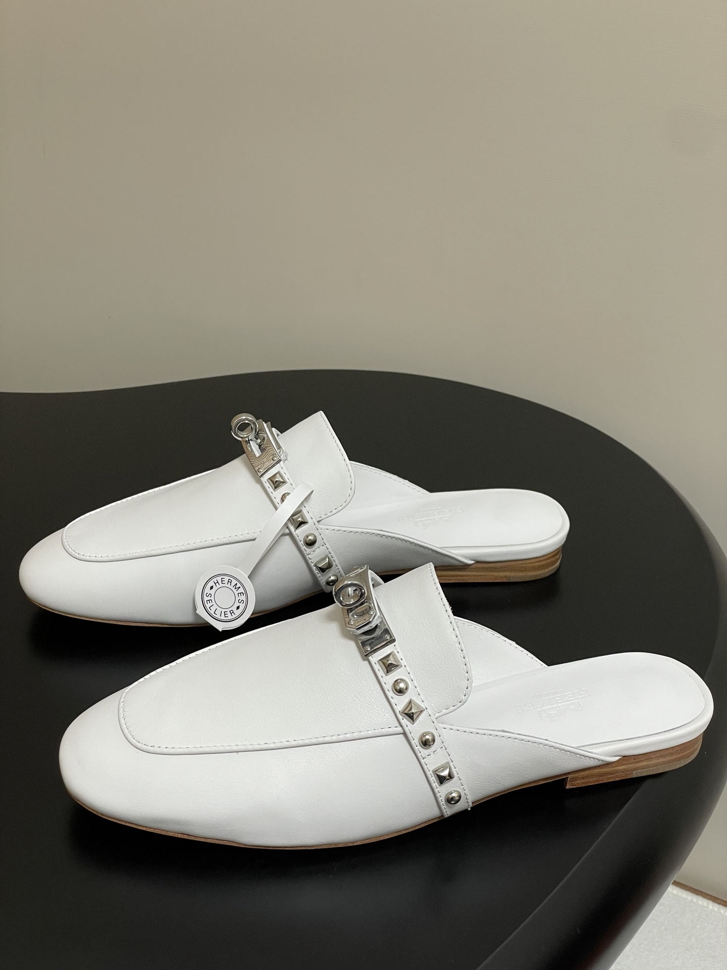 HERMES 00609 HERMES 00609