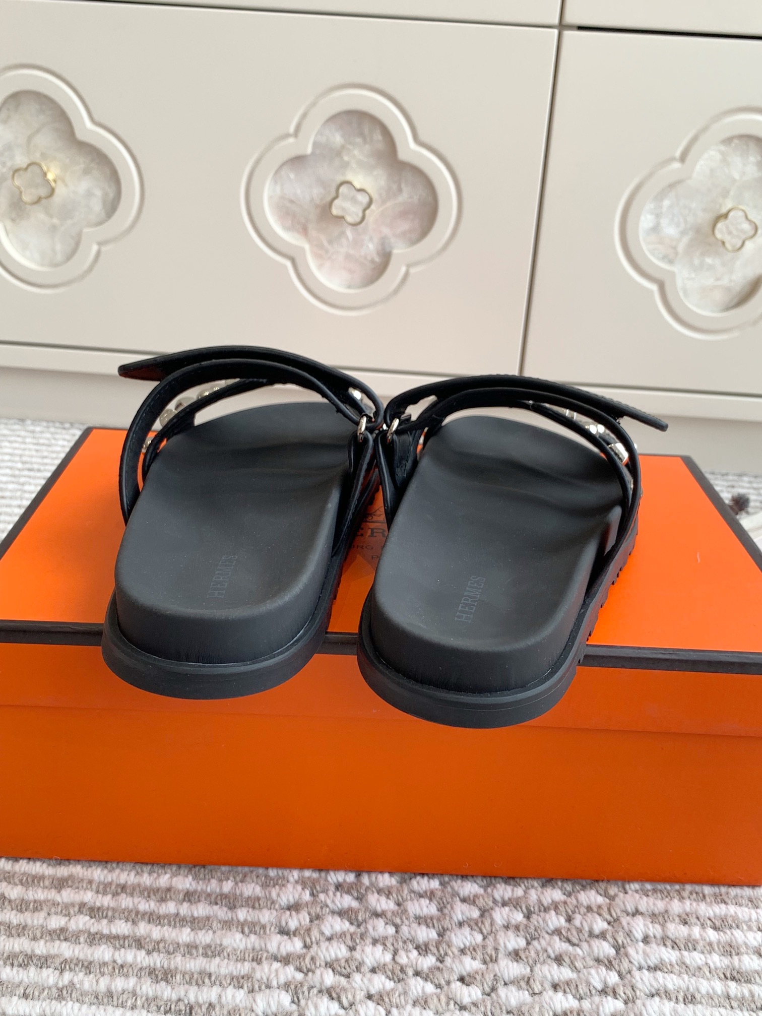 HERMES 00609