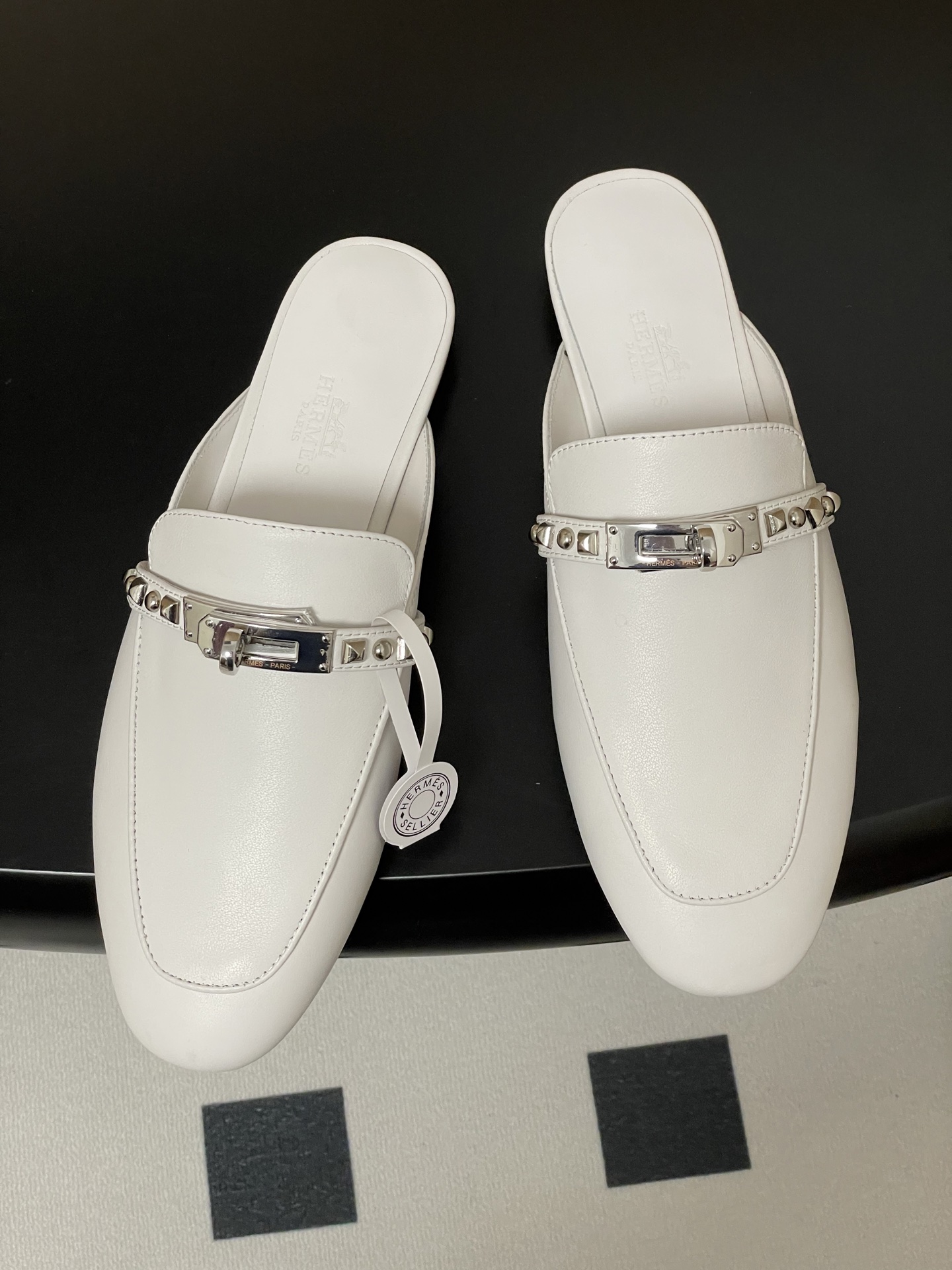 HERMES 00609 HERMES 00609