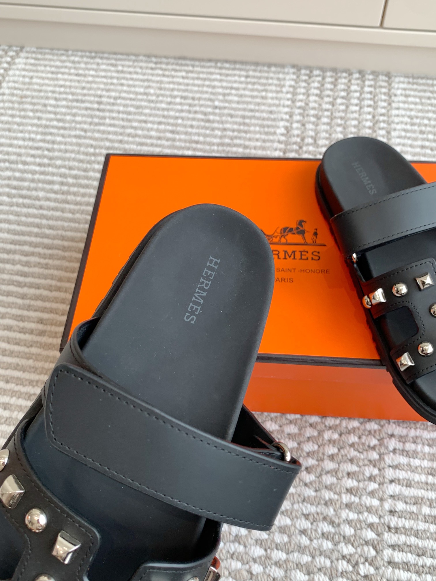 HERMES 00609