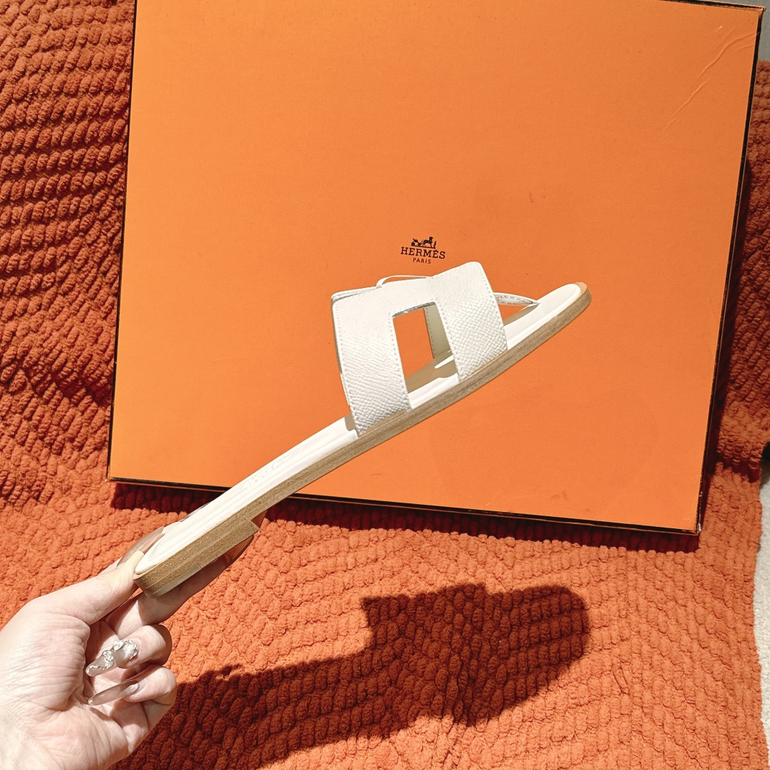 HERMES 00609 HERMES 00609