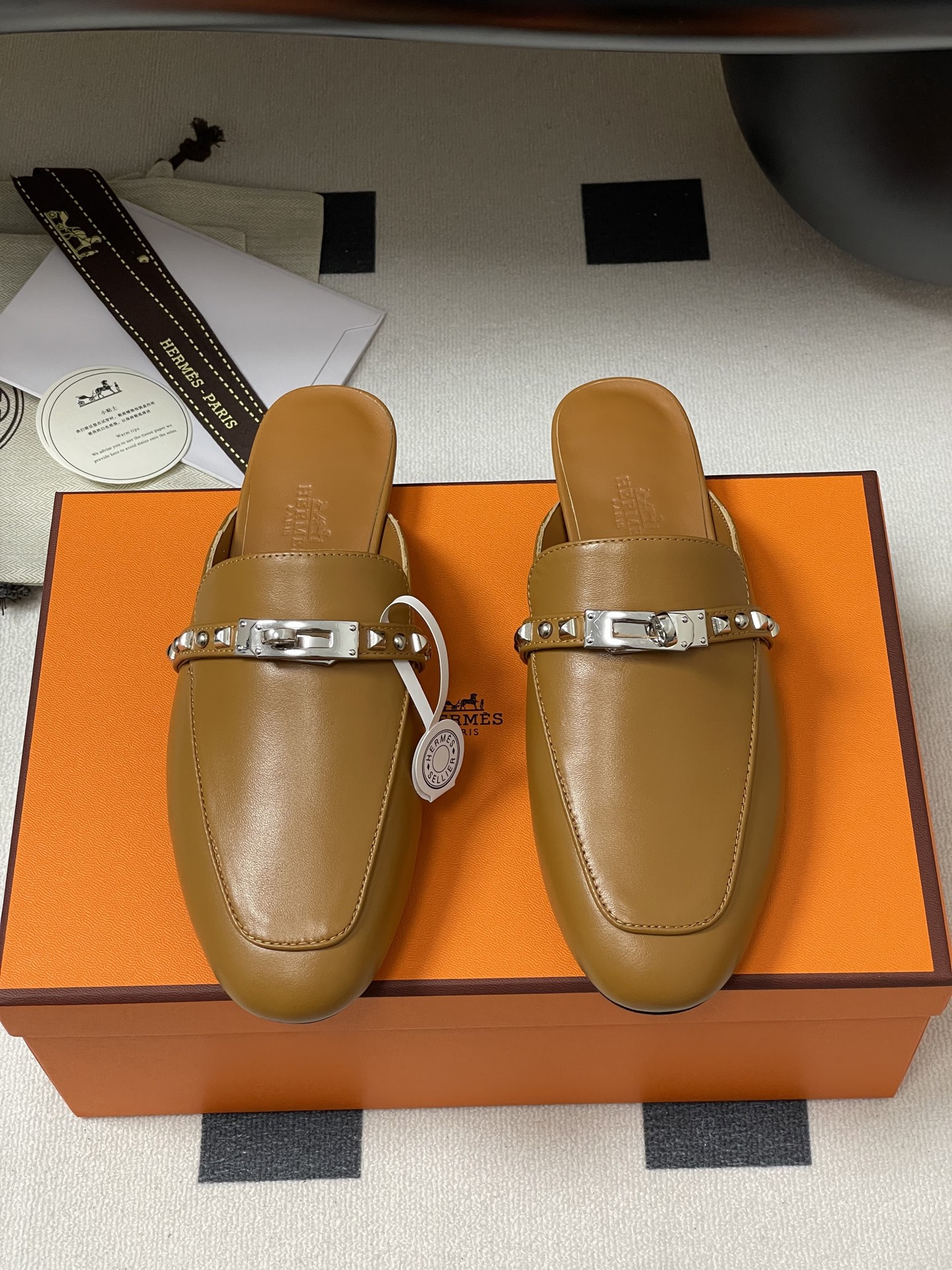 HERMES 00619 HERMES 00619