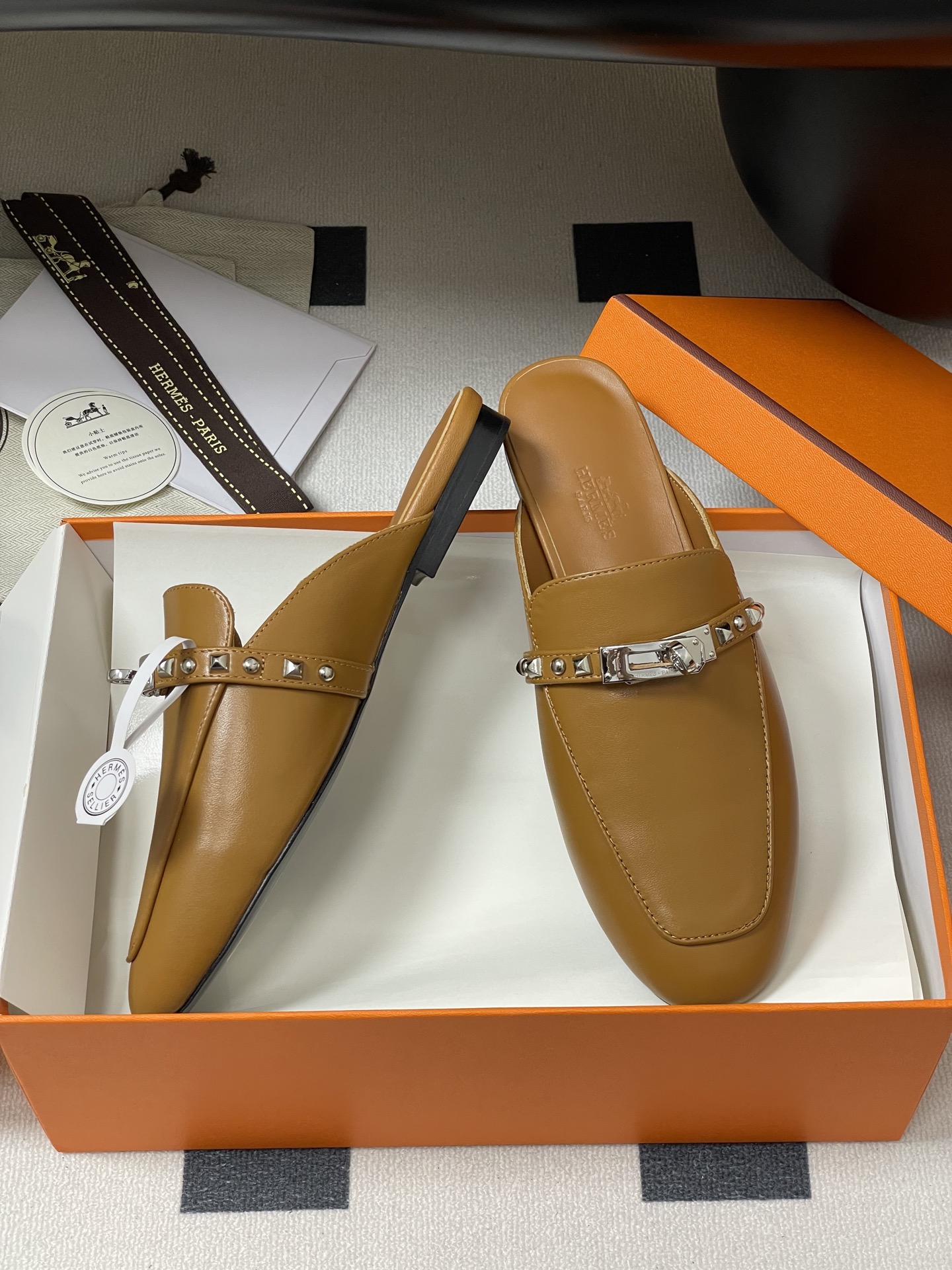 HERMES 00619 HERMES 00619