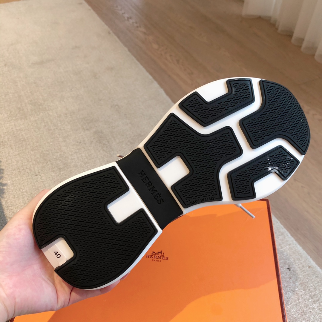 HERMES 00639 HERMES 00639