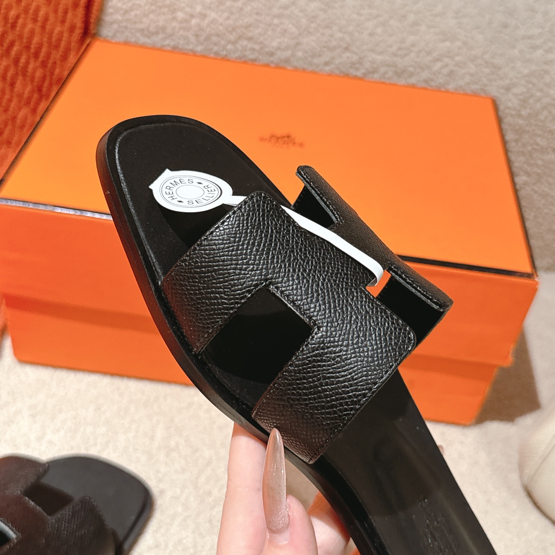 HERMES 00639 HERMES 00639