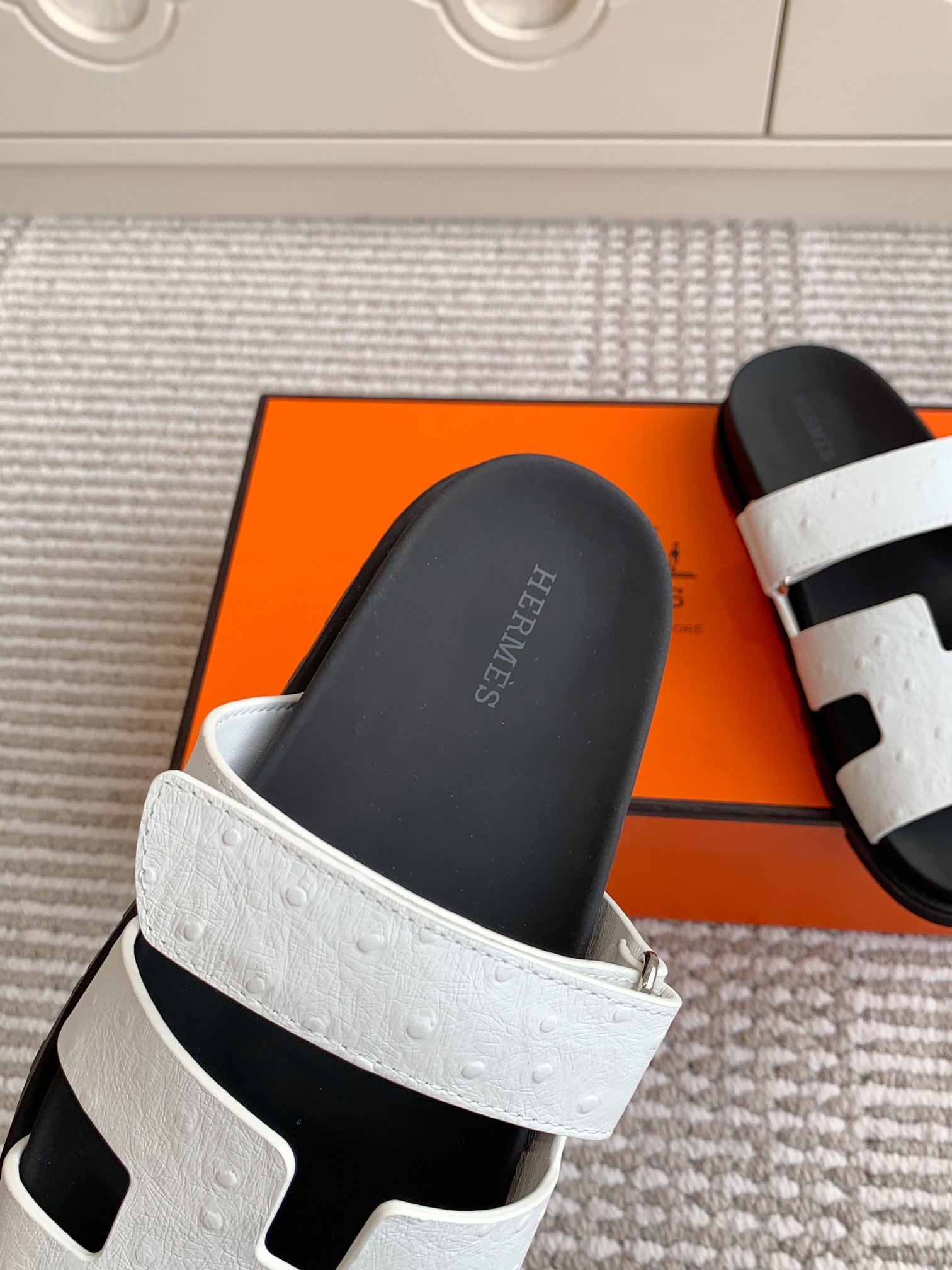 HERMES 00639