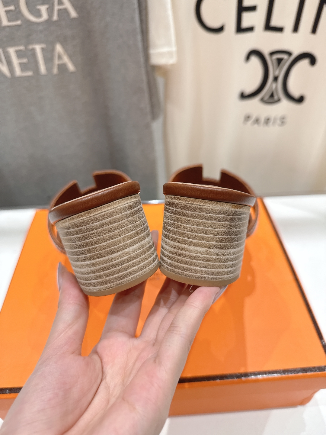 HERMES 00639 HERMES 00639