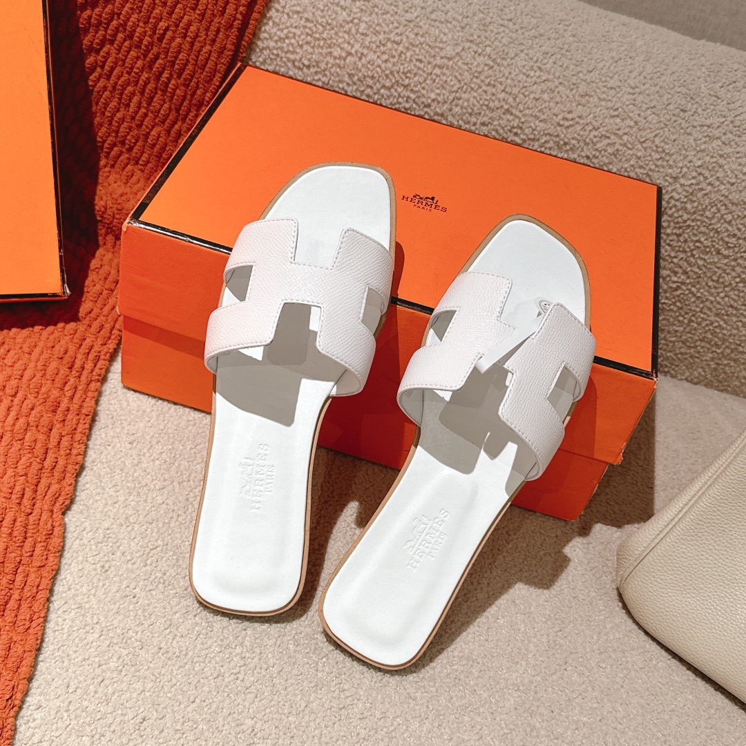 HERMES 00649 HERMES 00649