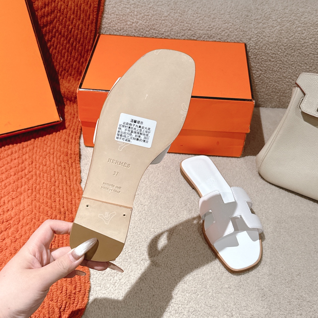 HERMES 00649 HERMES 00649