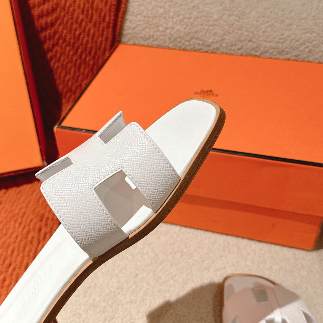 HERMES 00649 HERMES 00649