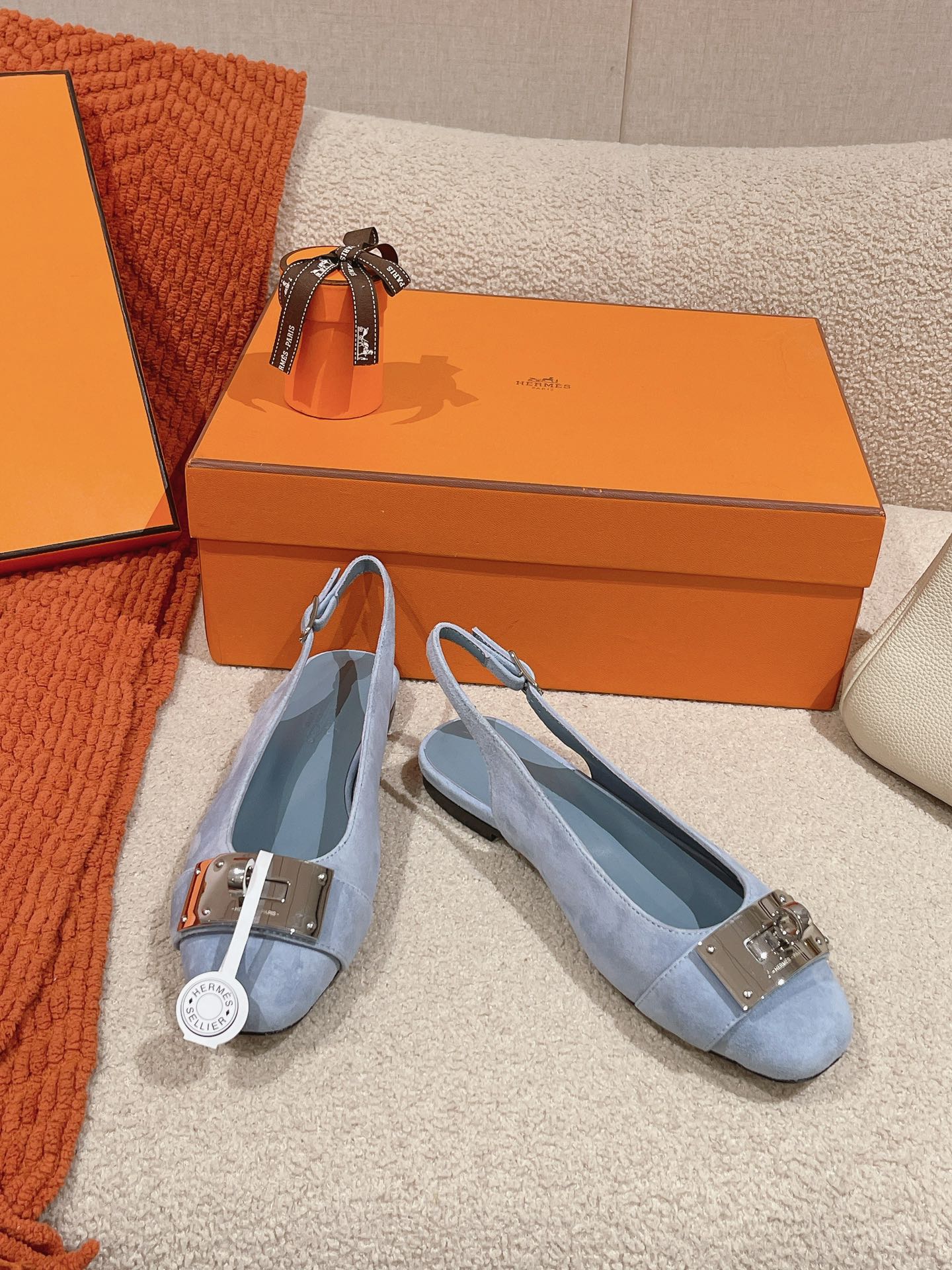 HERMES 00659 HERMES 00659