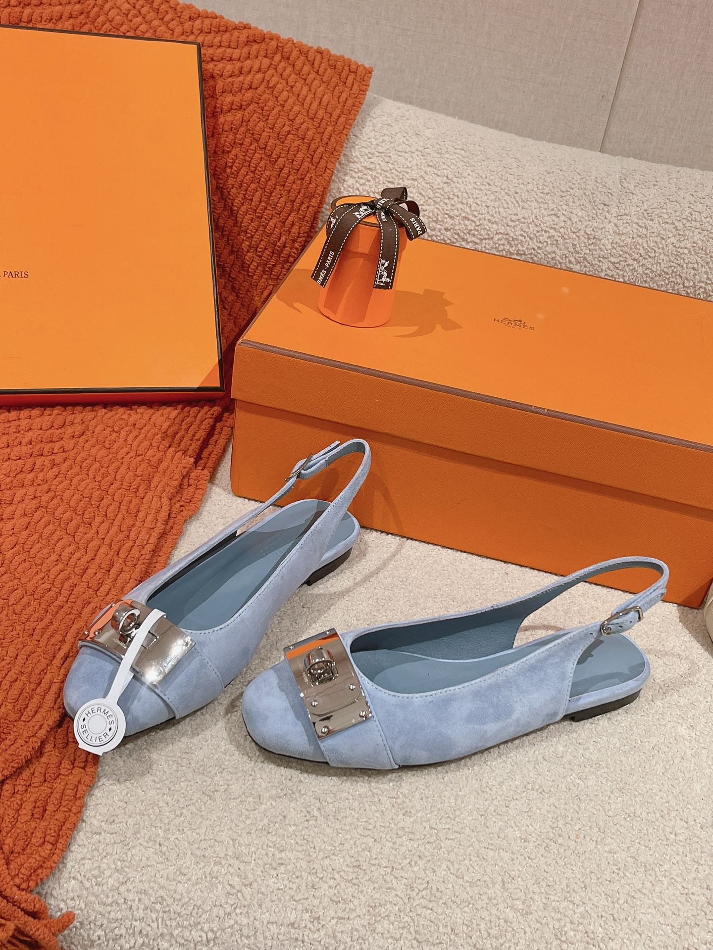 HERMES 00659 HERMES 00659