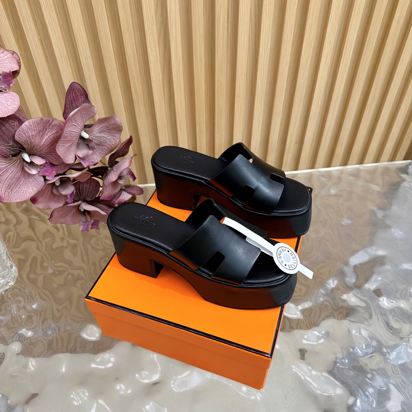 HERMES  00679