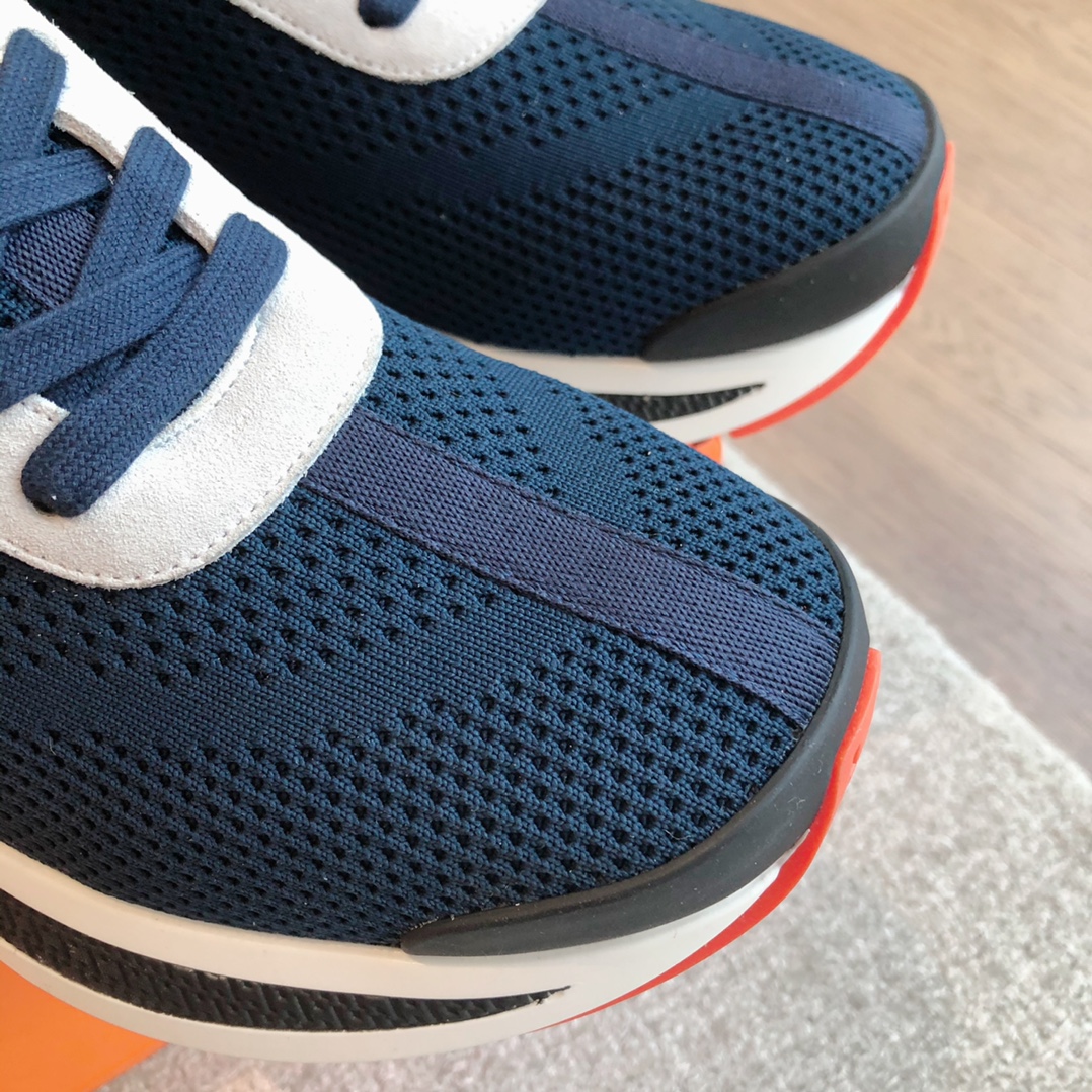 HERMES 00679