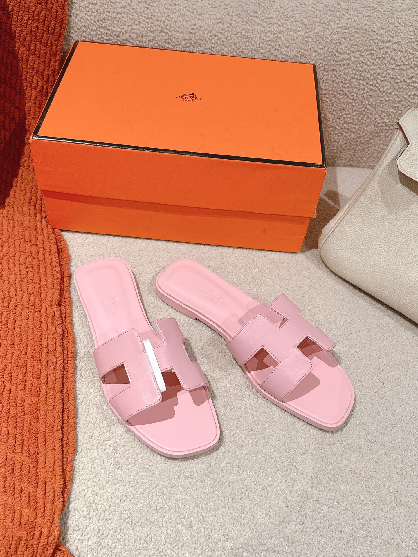 HERMES  00679
