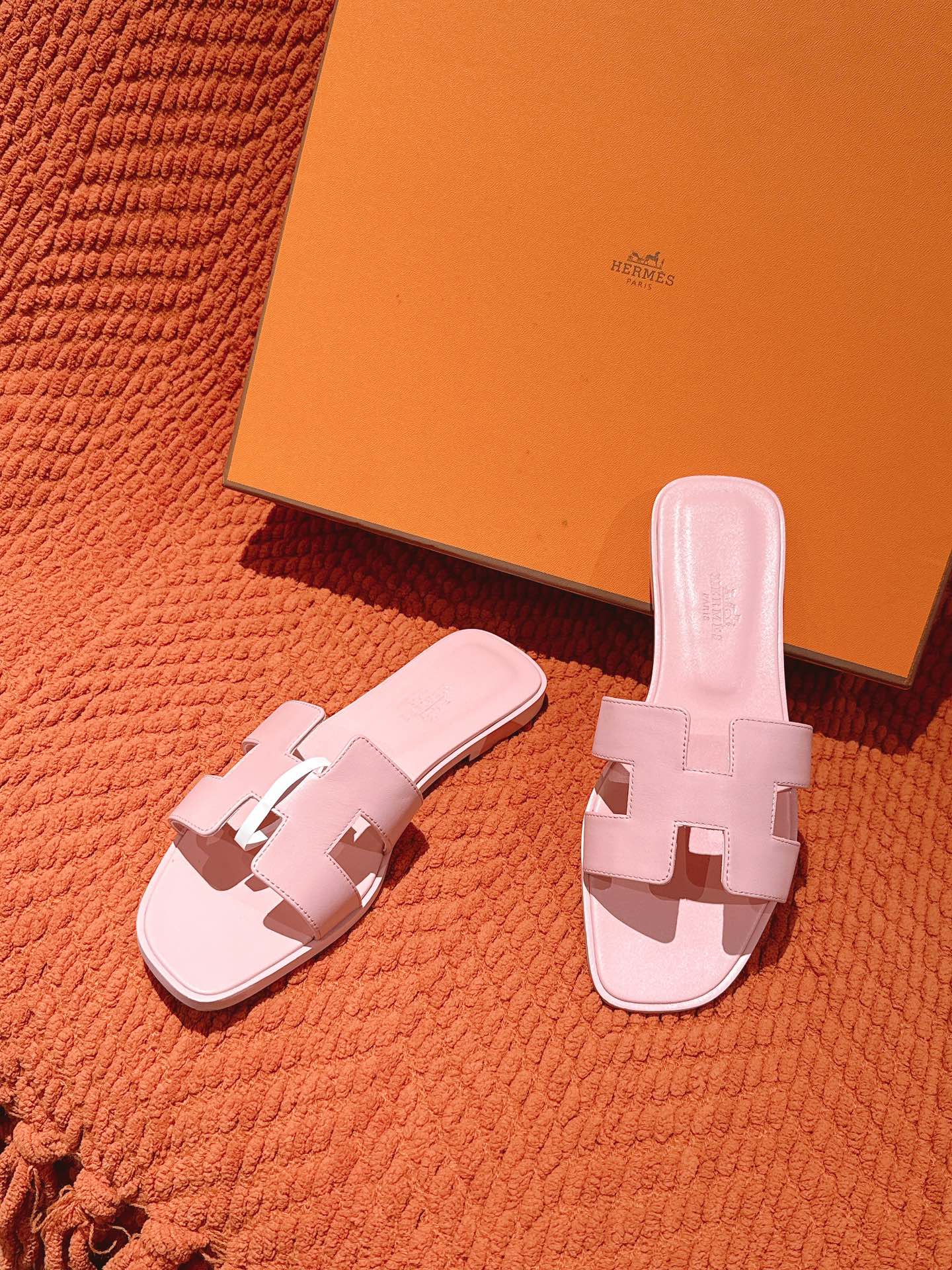 HERMES  00679