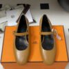 HERMES 00679