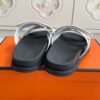 HERMES 00679