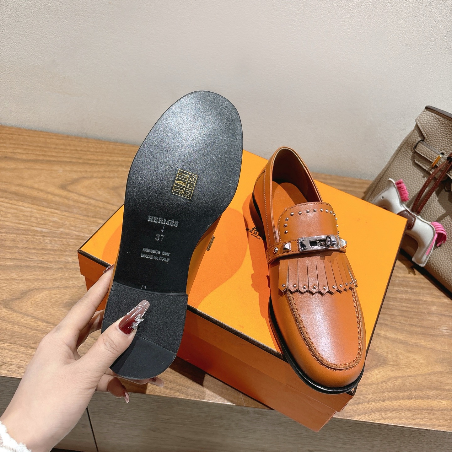 HERMES 00689