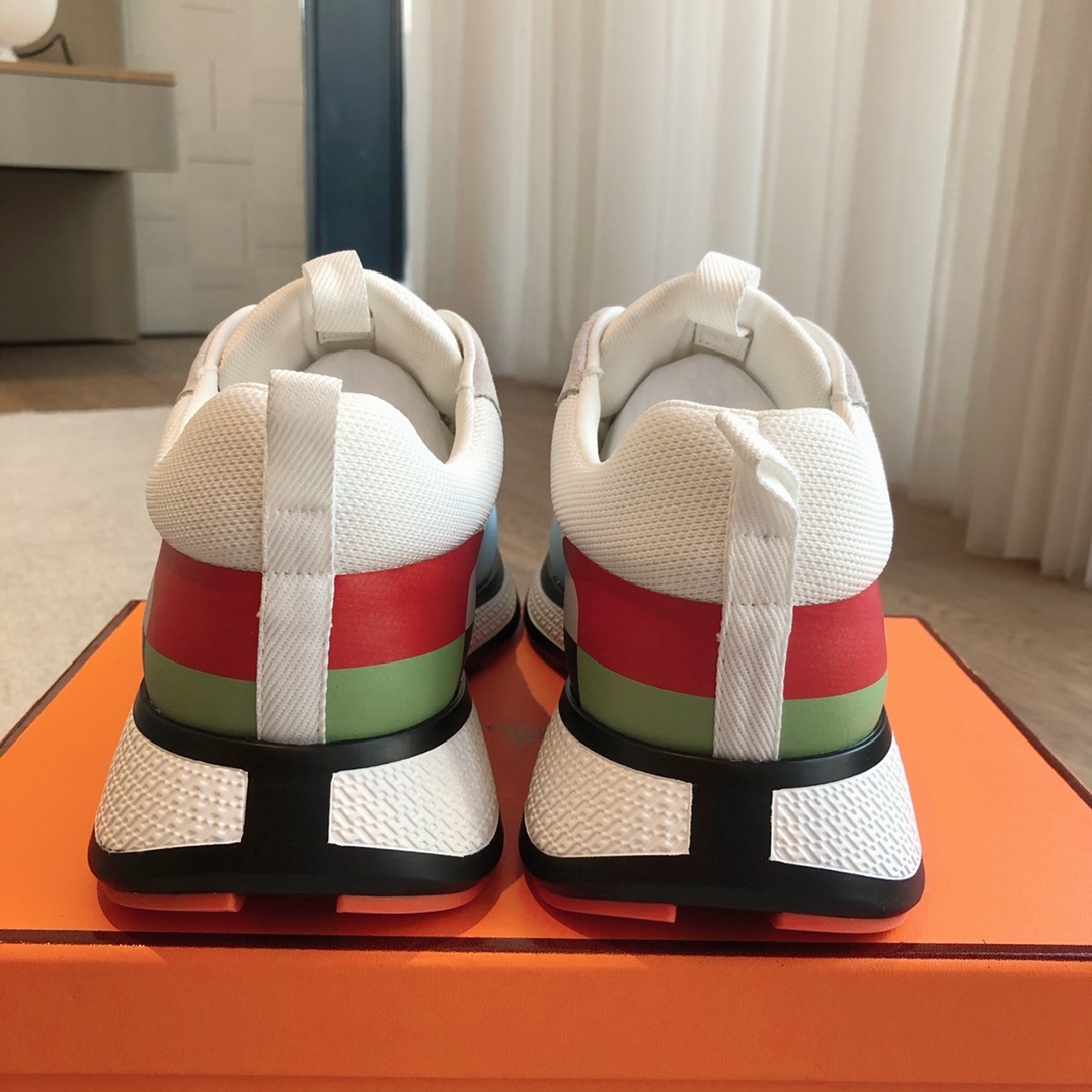 HERMES 00689