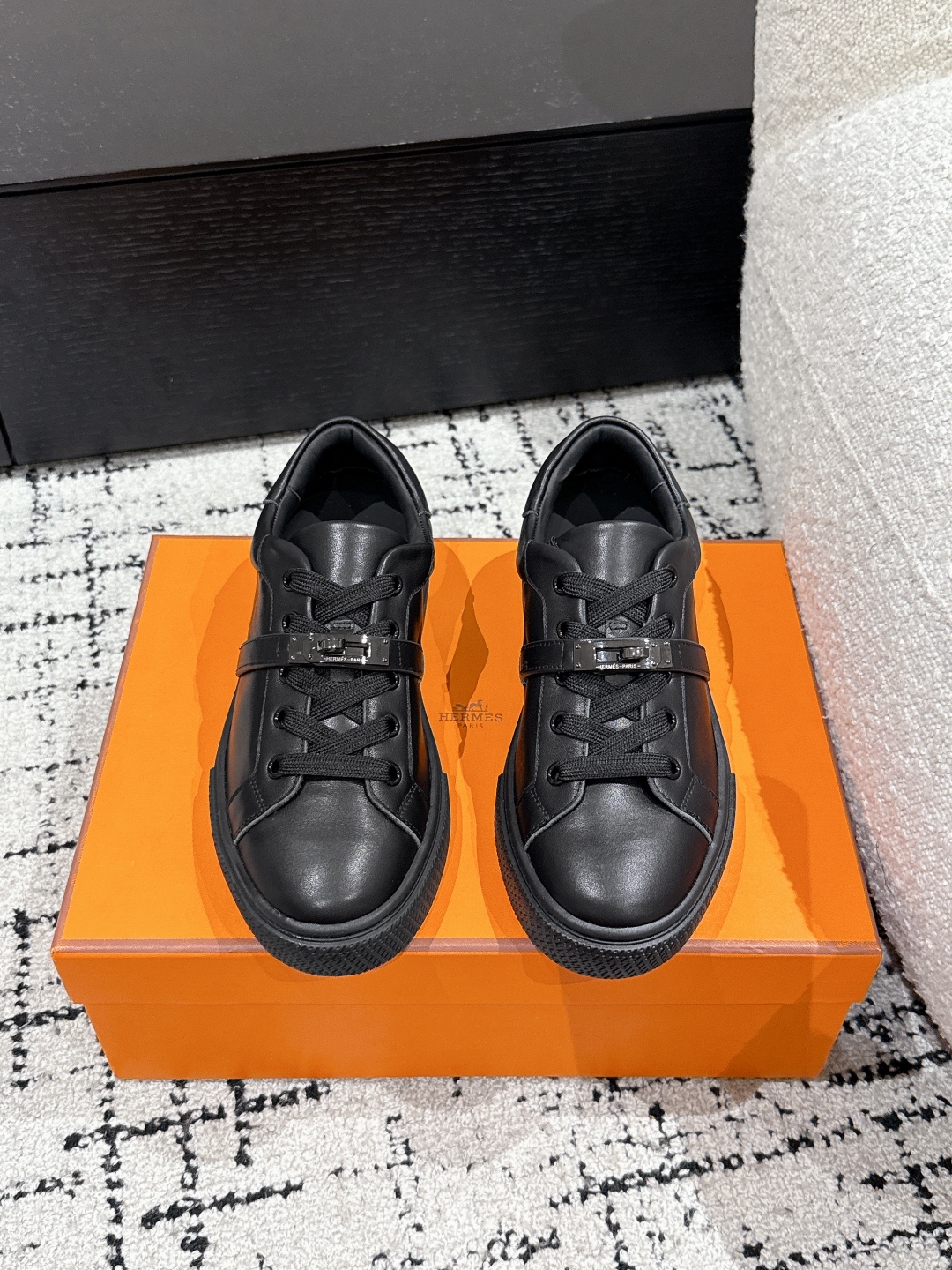 HERMES 00689 HERMES 00689