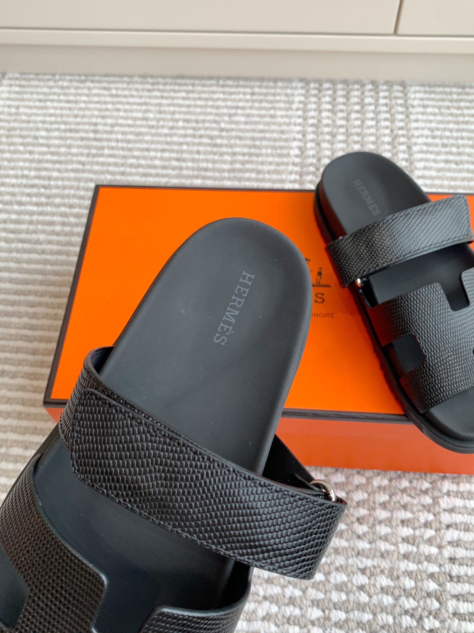 HERMES 00689